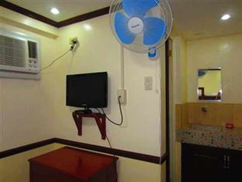 Wendy'S Apartelle Manoc-Manoc Exterior photo