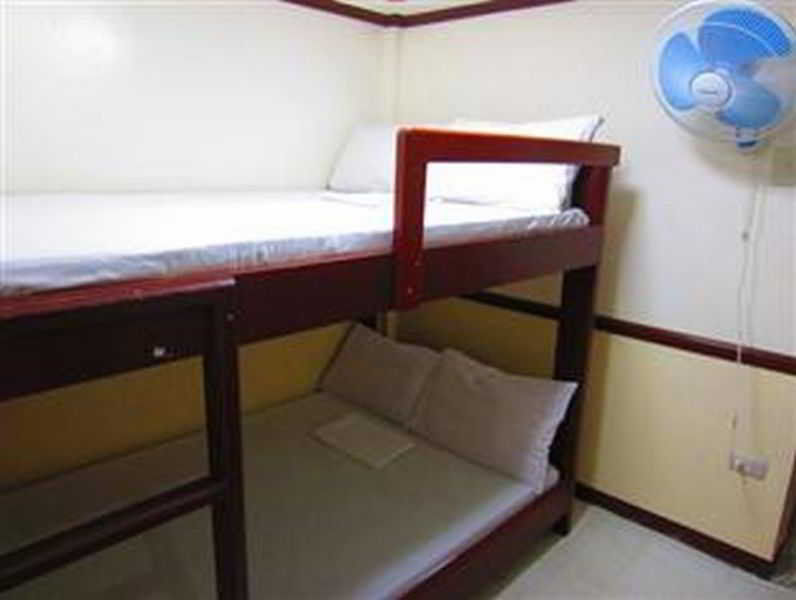 Wendy'S Apartelle Manoc-Manoc Exterior photo
